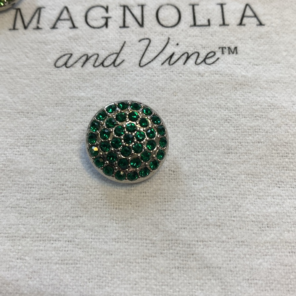 Magnolia And Vine 7 “Snazzy” Snaps, New - image 3